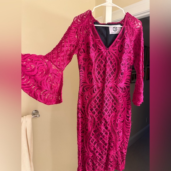 JS Collections - Bell Sleeve Cocktail Dress - Size 4 - Magenta - LIKE NEW - Picture 8 of 13